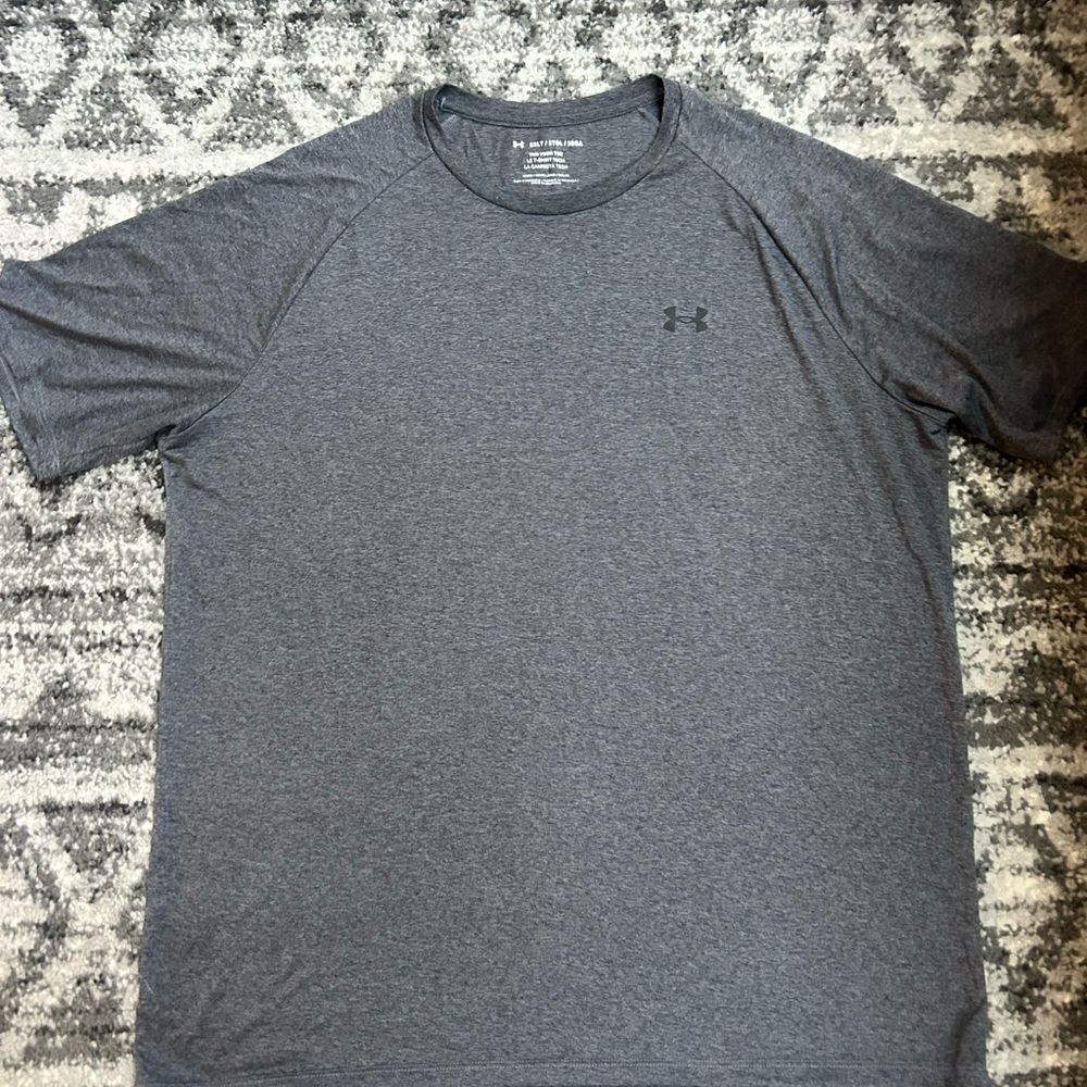 Under Armour Men's Charcoal Short Sleeve Tee